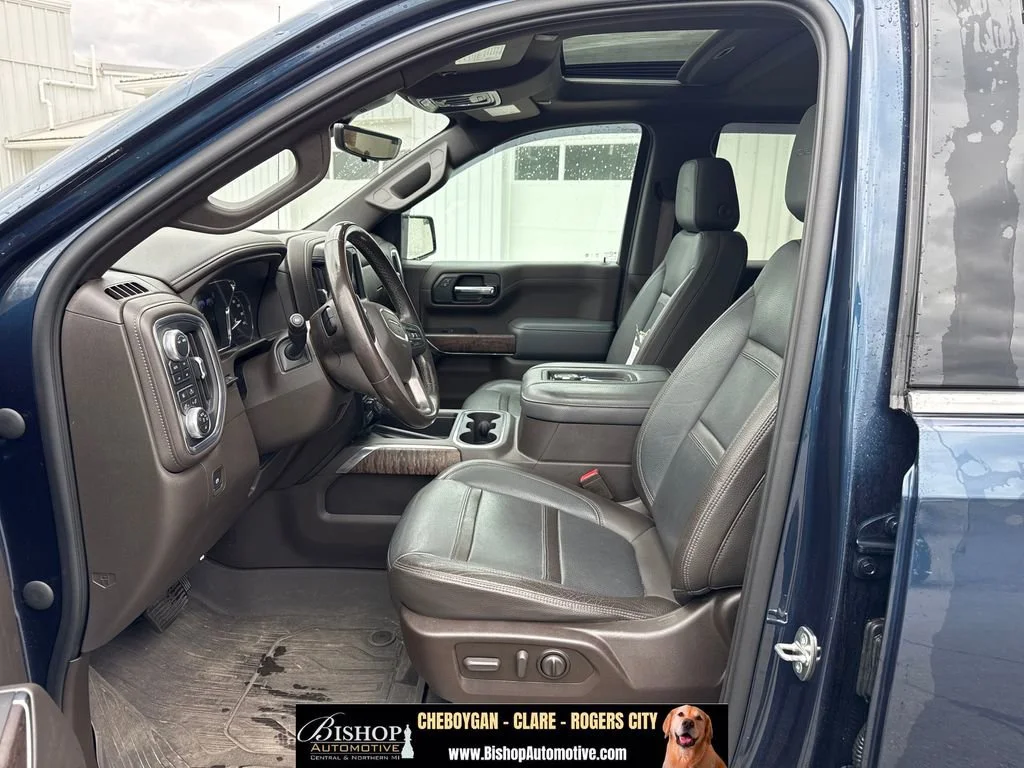 Pre-Owned 2020 GMC Sierra 1500 Denali Crew Cab image 6