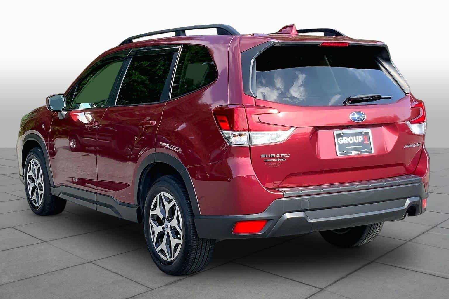 Used 2020 Crimson Red Pearl Subaru Premium image 10