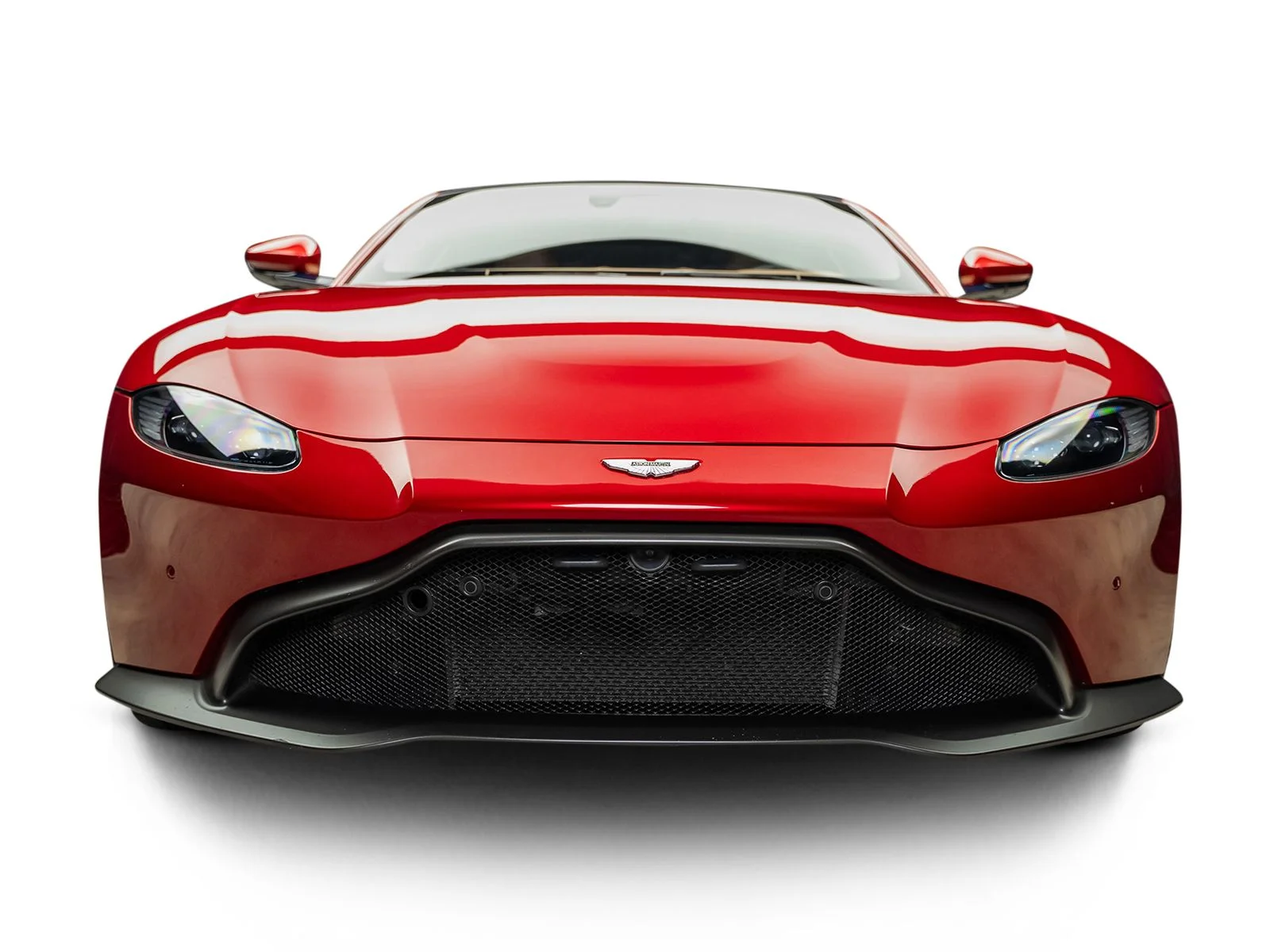 Used 2020 Red Aston Martin Base image 8