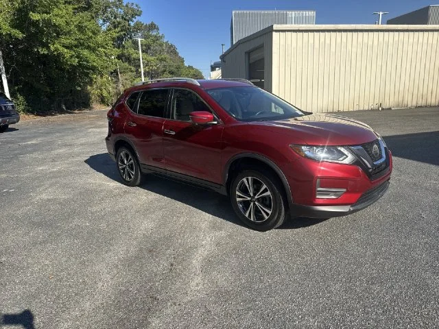 Used 2019 Red Nissan SV image 3