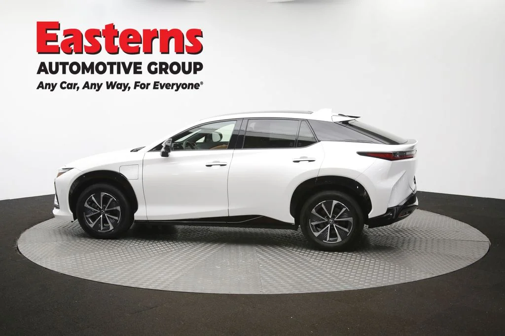 Used 2023 White Lexus 450e Premium image 62
