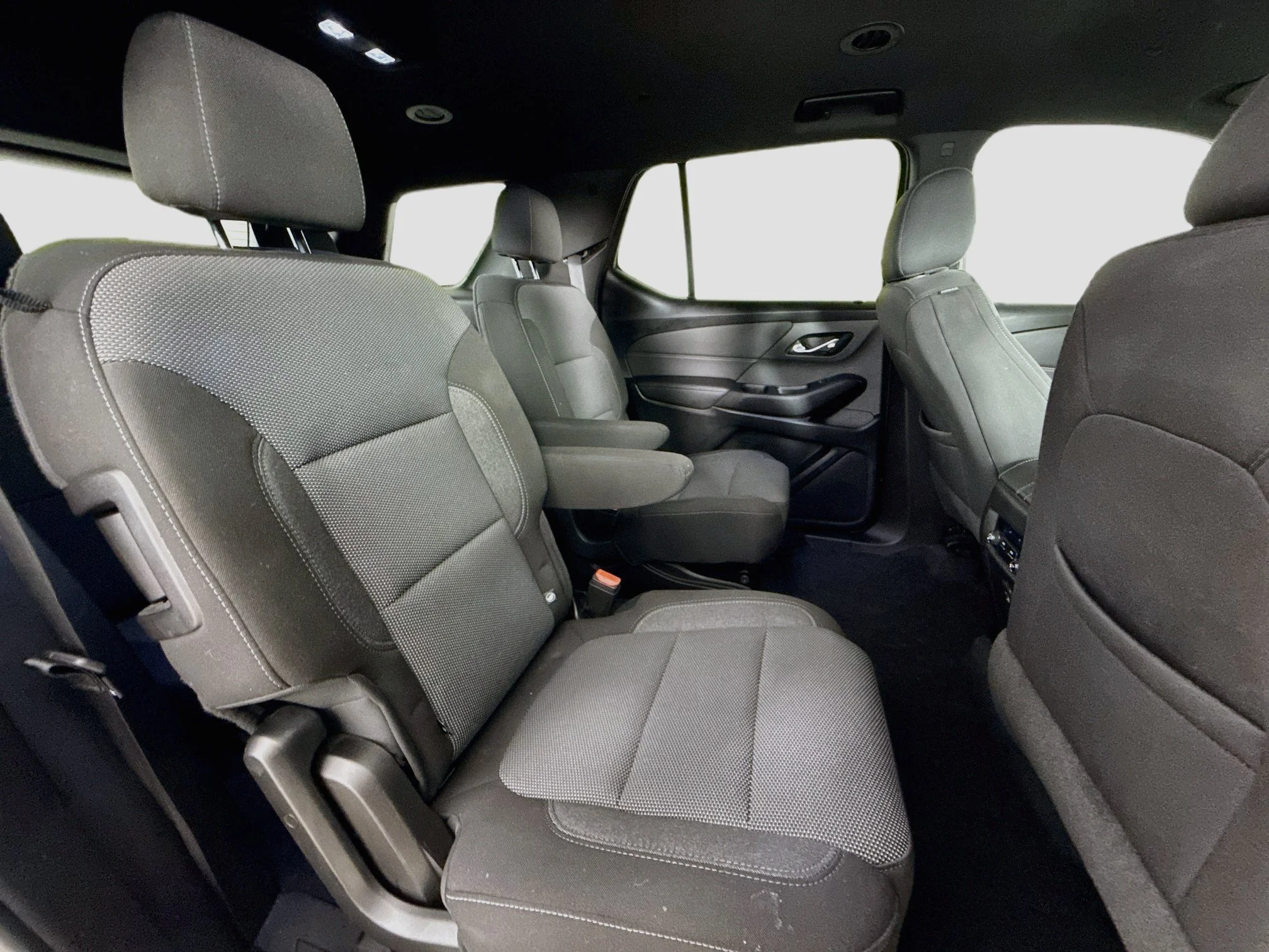 Used 2022 SILVER ICE METALLIC Chevrolet LT Cloth image 30
