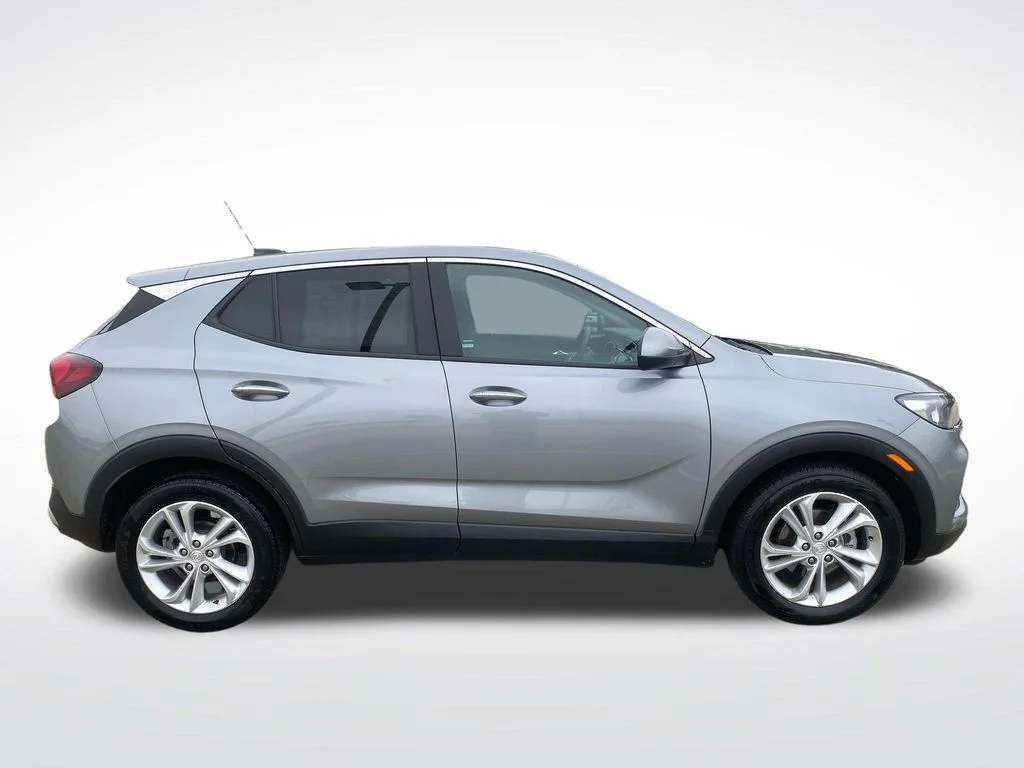 Used 2023 Gray Buick Preferred image 10