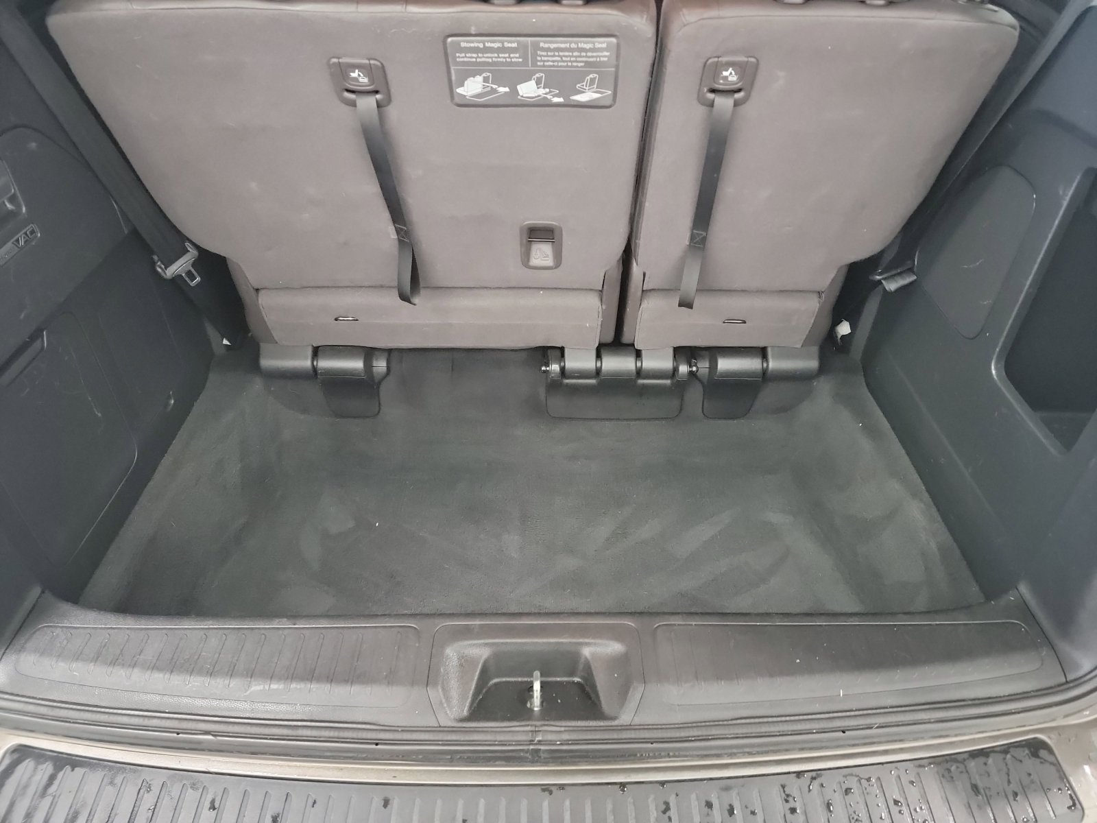 Used 2018 Modern Steel Metallic Honda Touring image 25