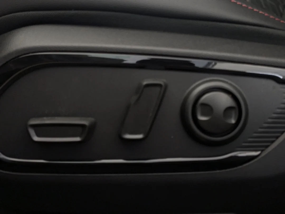 New 2026 Black Dodge R/T - - AWD - Blacktop Pack - Driver Convenience - Alpine Audio - Hurricane Turbo & More! image 14