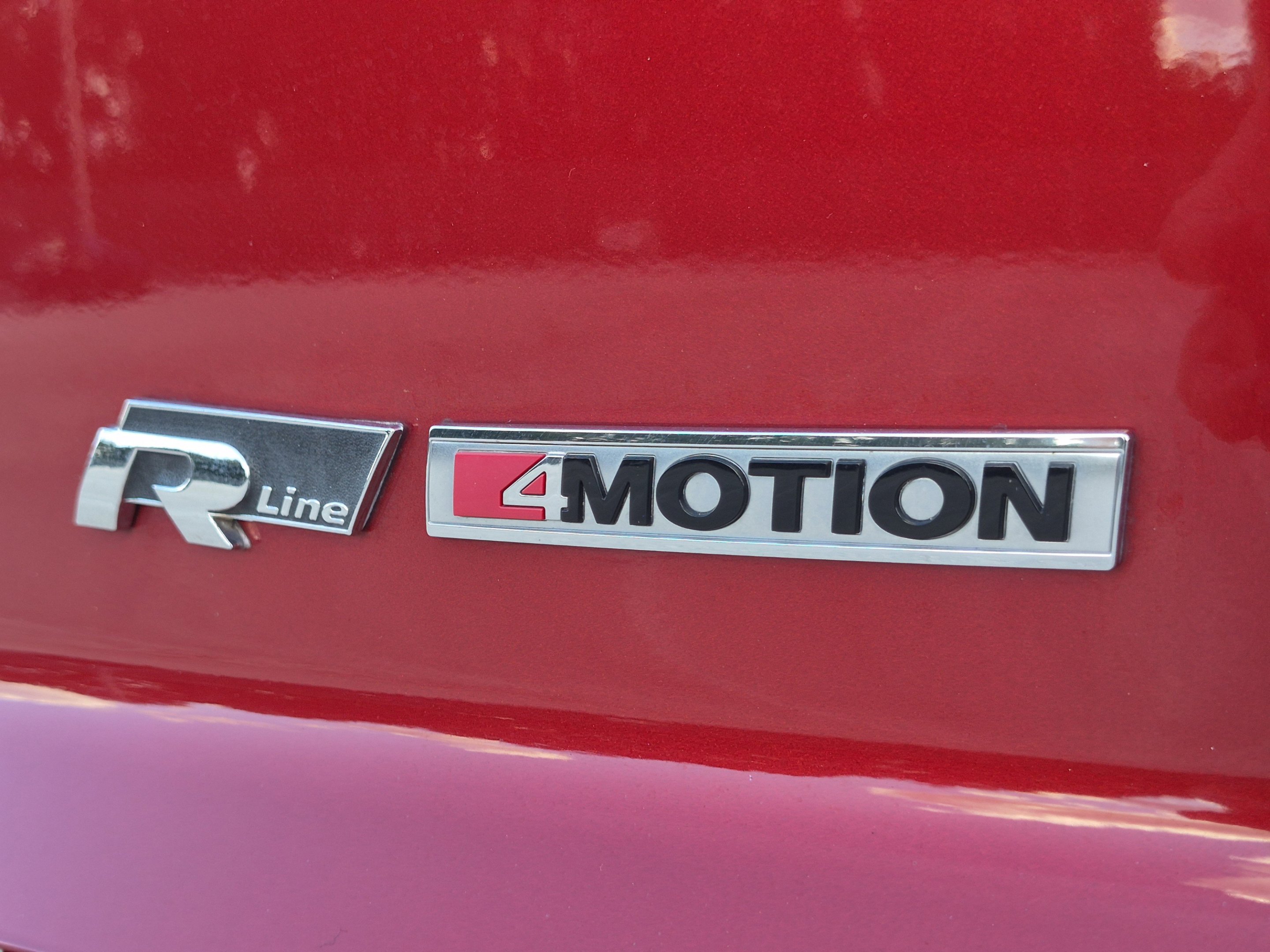 Used 2021 Aurora Red Metallic Volkswagen 3.6L V6 SEL Premium R-Line image 61