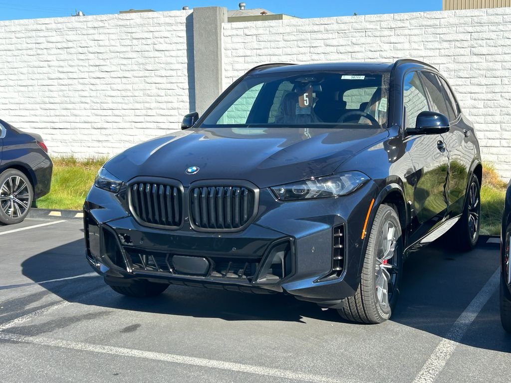 New 2026 Carbon Black Metallic BMW xDrive40i image 2