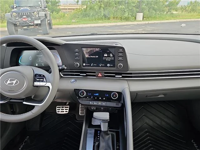 New 2026 Abyss Black Hyundai SEL Sport image 10