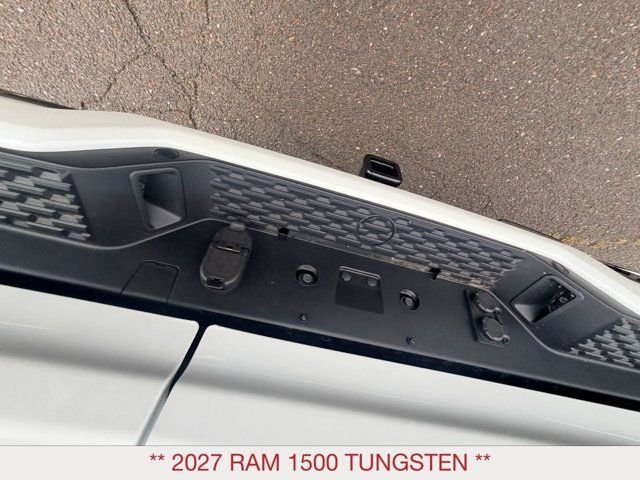 New 2027 Ivory White Tri-Coat Pearl-Coat Exterior Paint RAM Tungsten image 17