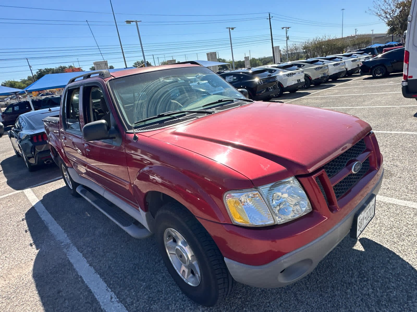 Used 2003  Ford XLT image 2