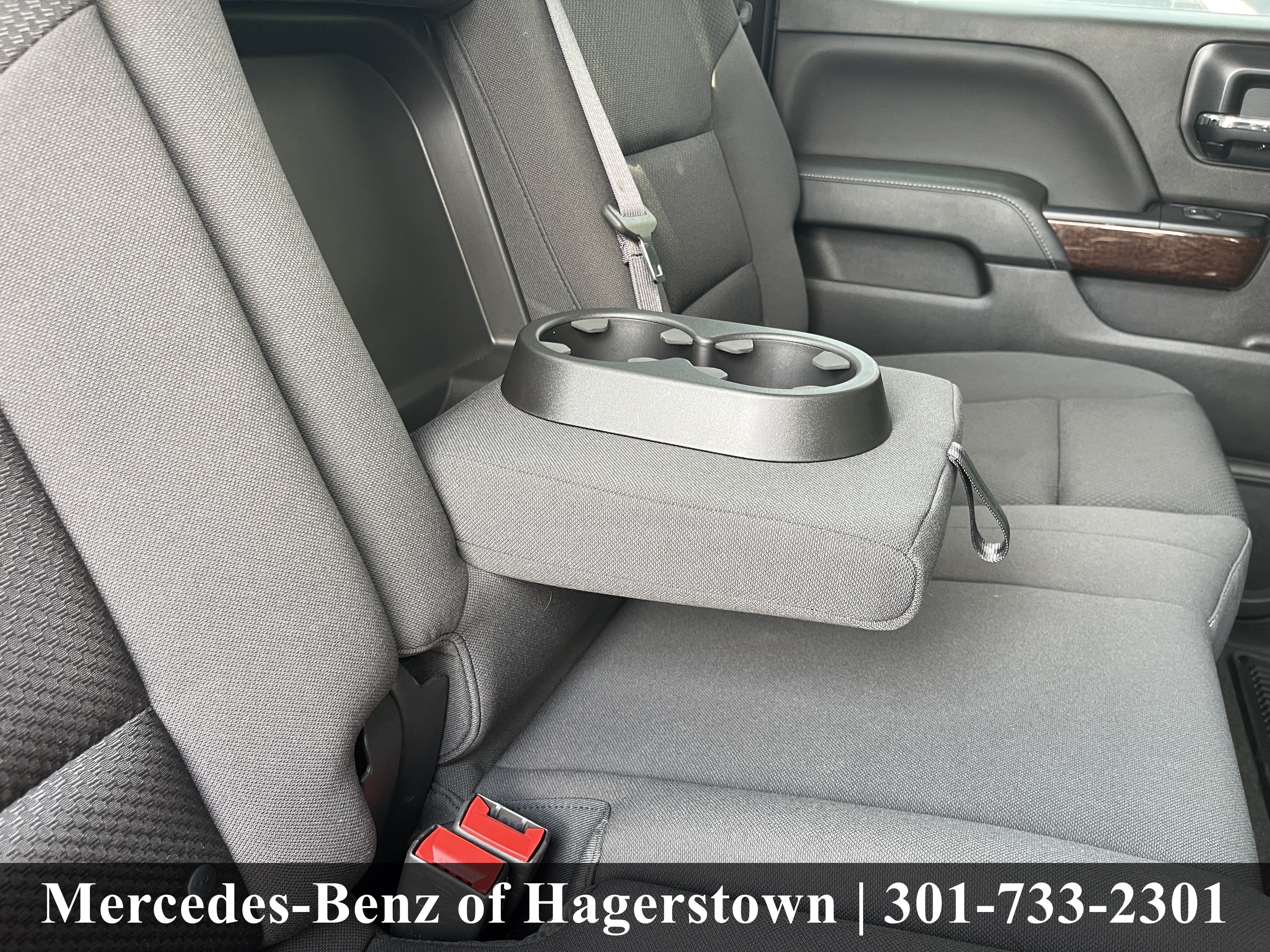 Used 2015 Quicksilver Metallic GMC SLE 4WD Crew Cab 153.0 image 28