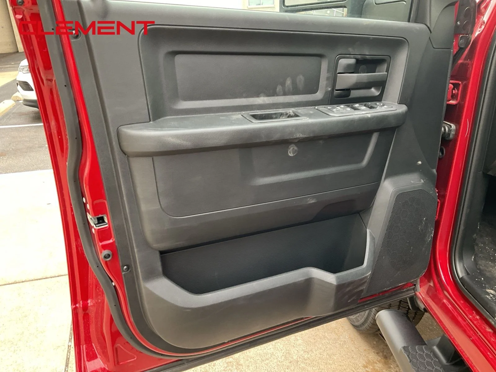 New 2026 Molten Red Pearl-Coat Exterior Paint RAM Tradesman image 17