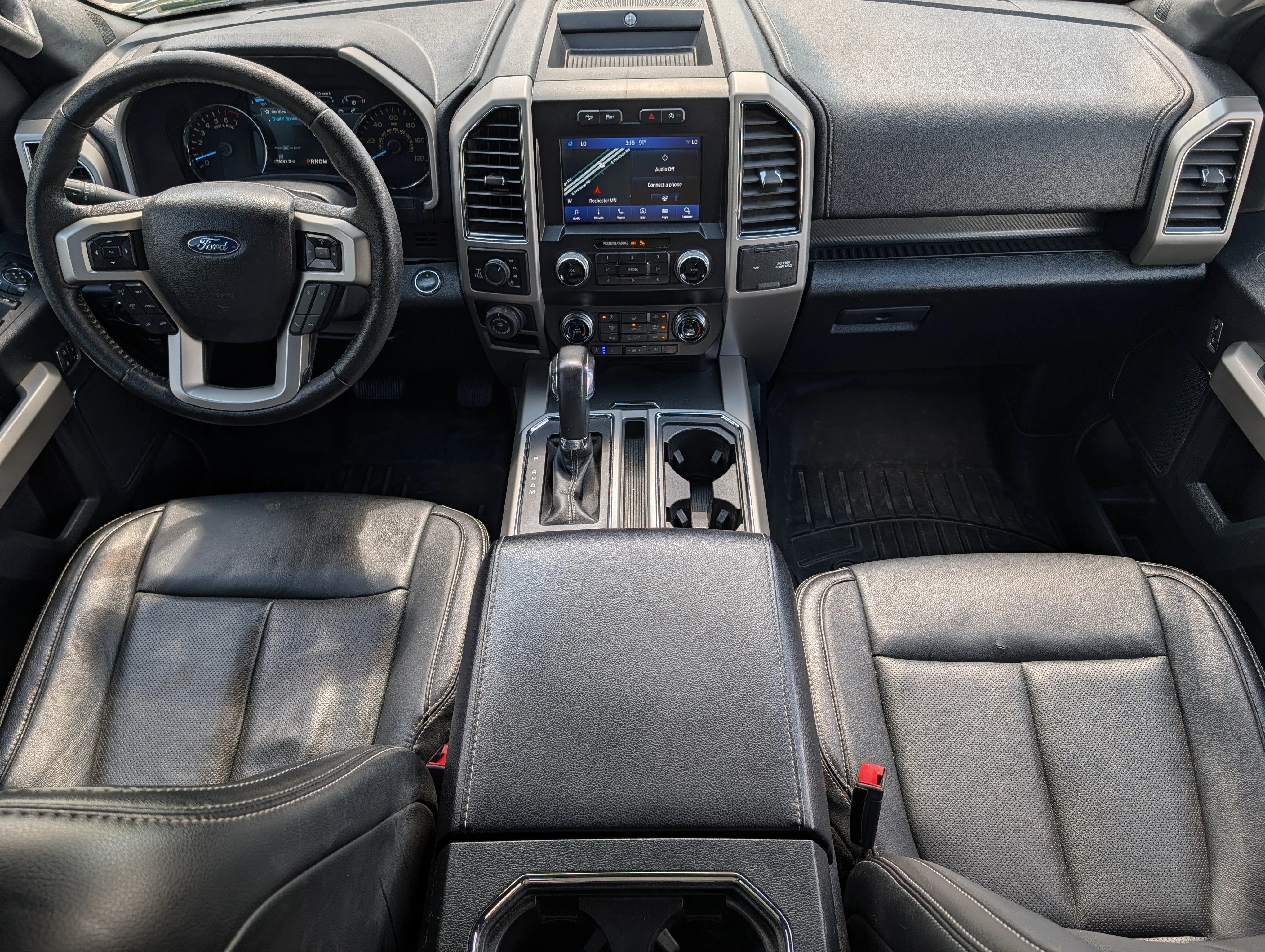 Used 2019 Agate Black Metallic Ford LARIAT image 10