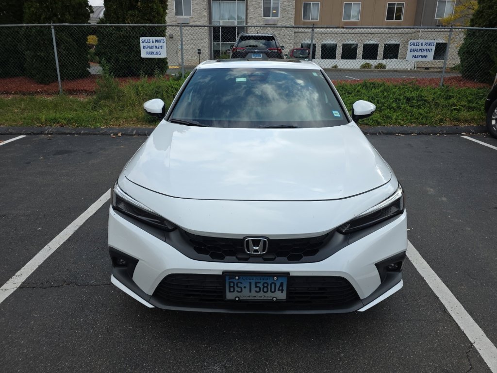 Used 2024  Honda Sport Touring image 2