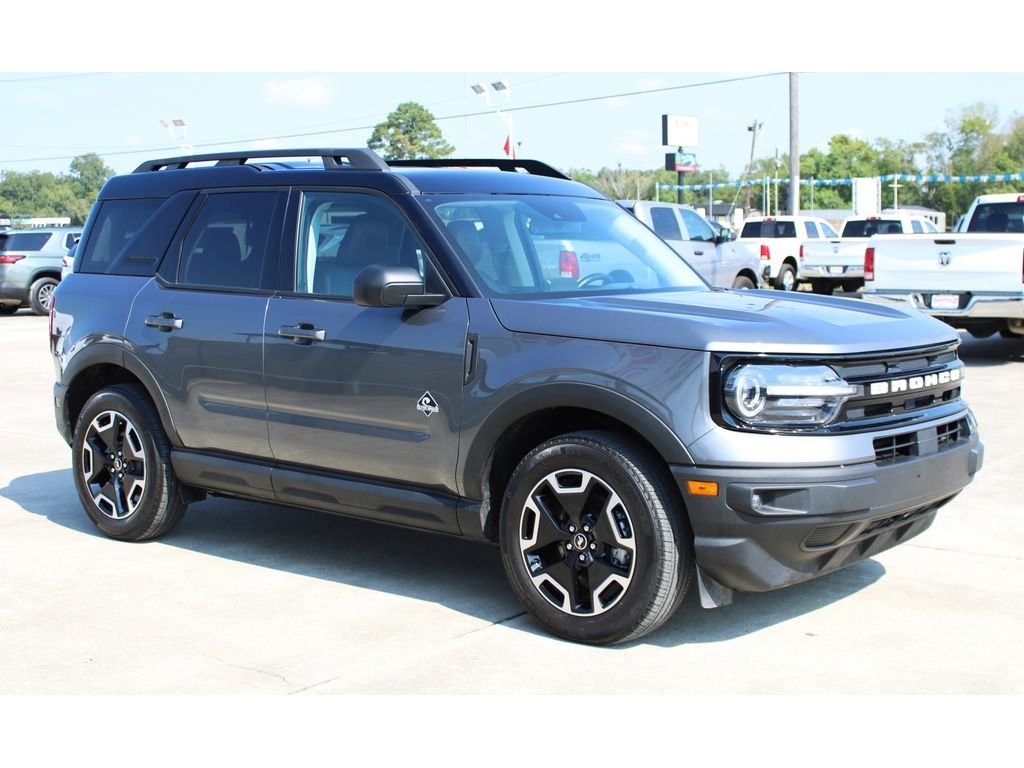 Used 2023 CARBONIZED Ford Outer Banks image 18