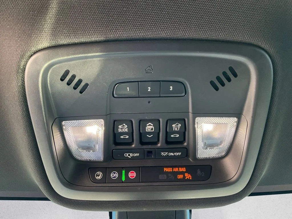 Used 2023 MOSAIC BLACK METALLIC Chevrolet High Country image 12