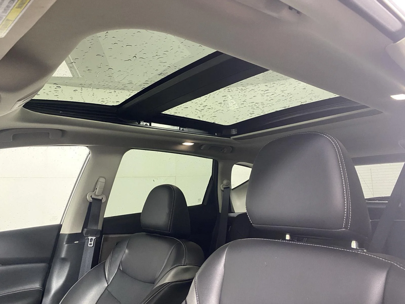 Used 2023 Gun Metallic Nissan SL image 14