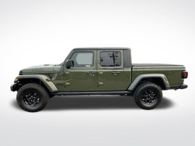 Used 2023 Green Jeep Willys image 2