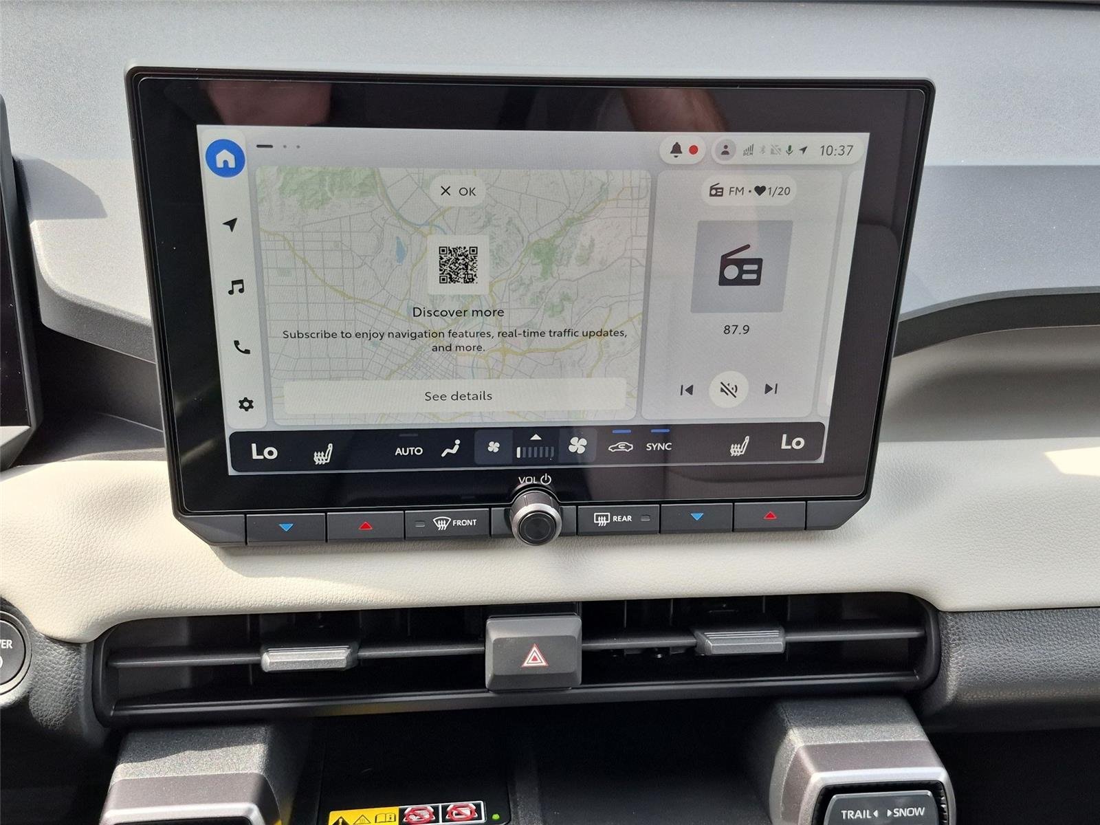 New 2026 Ice Cap Toyota XLE Premium image 22