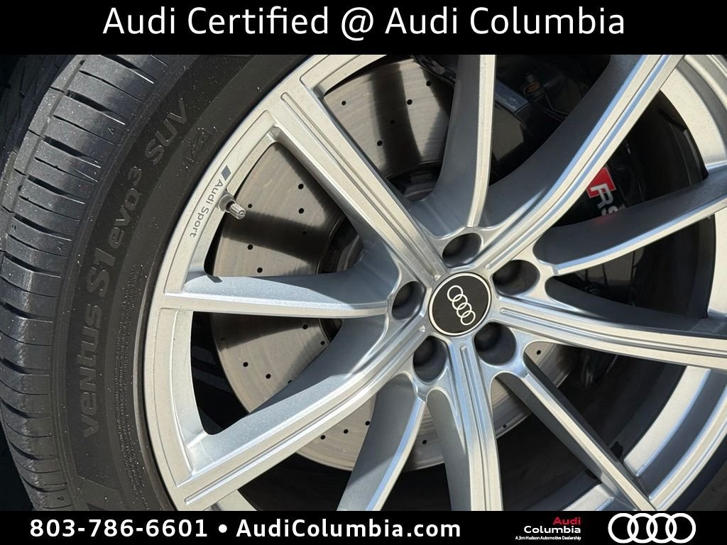 Used 2022  Audi 4.0T image 8