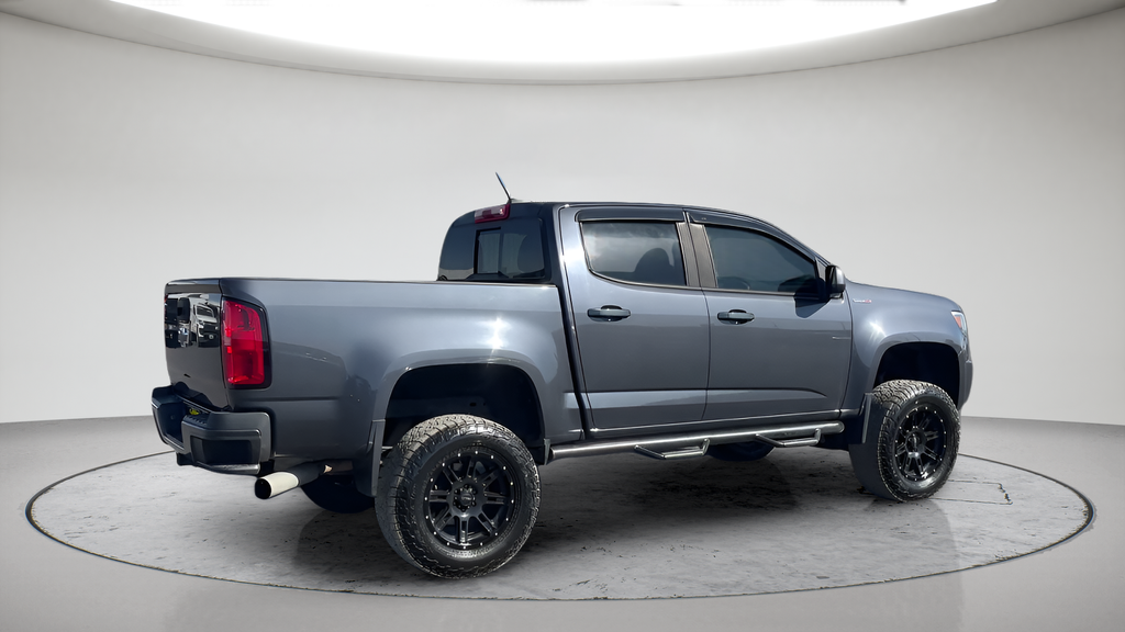 Used 2017 Gray Chevrolet Z71 image 6