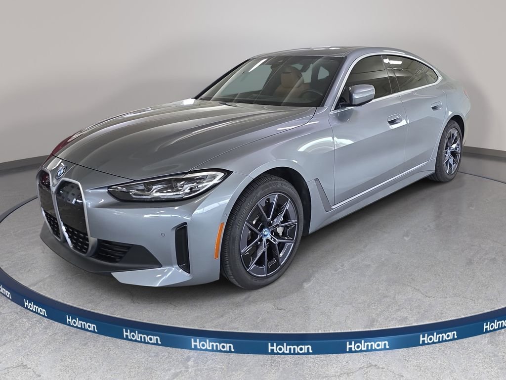 2023 BMW i4 eDrive35's photo