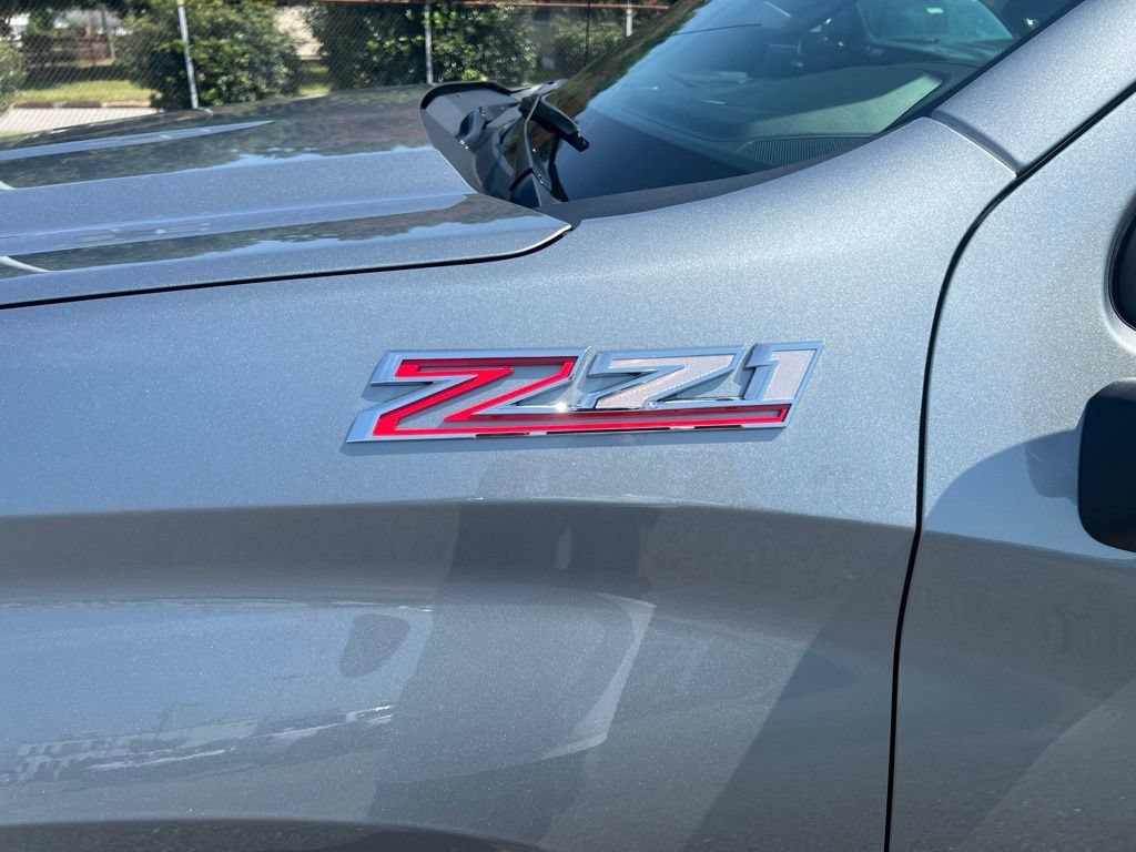 New 2026 Sterling Gray Metallic Chevrolet RST image 9