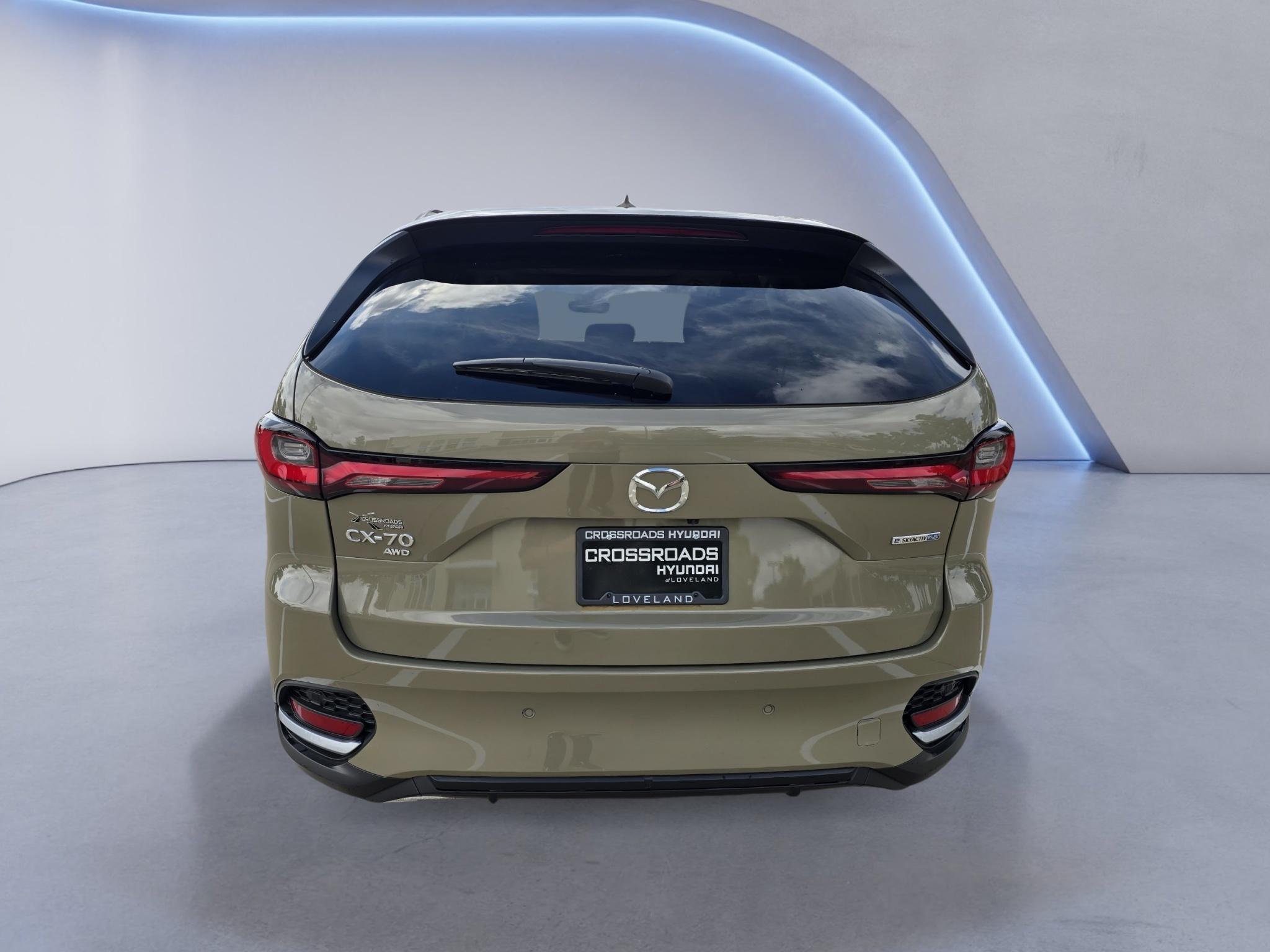 Used 2025 Zircon Sand Metallic Mazda Premium Package image 5
