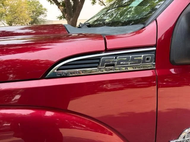 Used 2016 Ruby Red Metallic Ford Platinum image 8