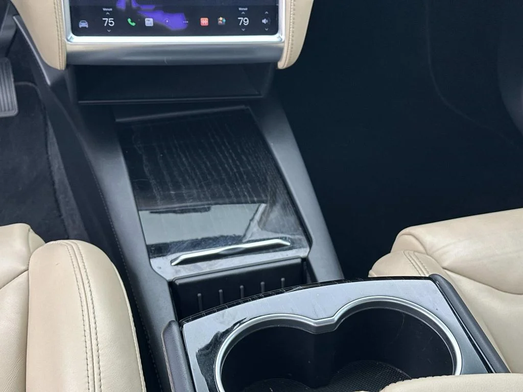 Used 2016 Black Tesla 60D image 21