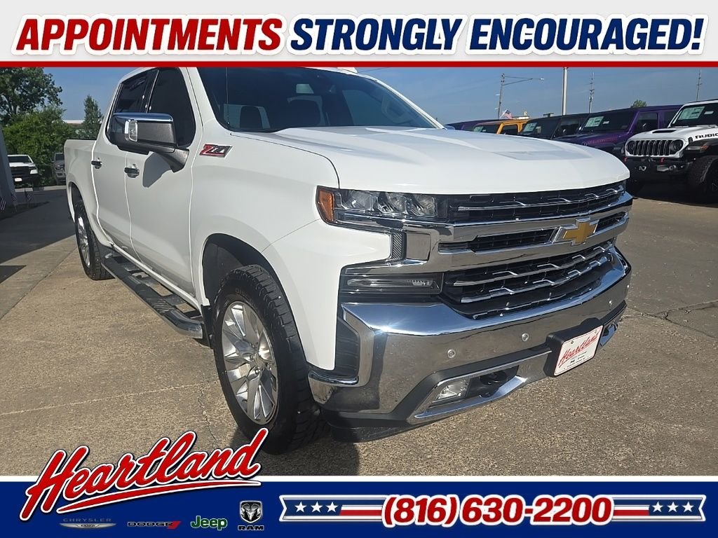 Used 2022 White Chevrolet LTZ image 15