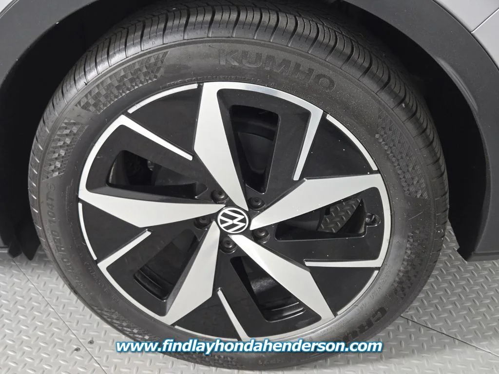 Used 2023 Silver Mist Metallic Volkswagen S image 10