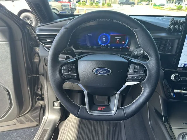 Used 2023 Gray Ford ST image 15