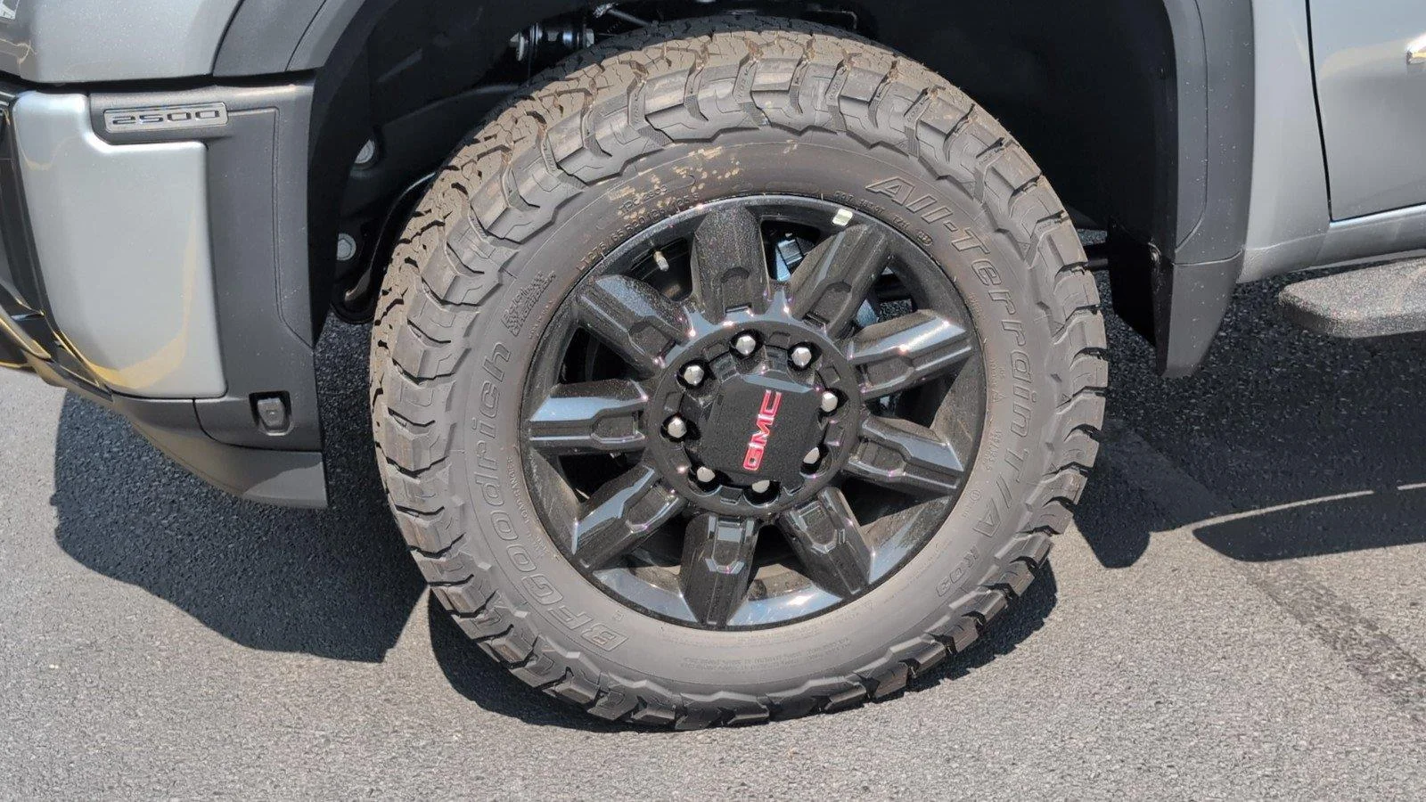 New 2026 Sterling Metallic GMC AT4 image 11