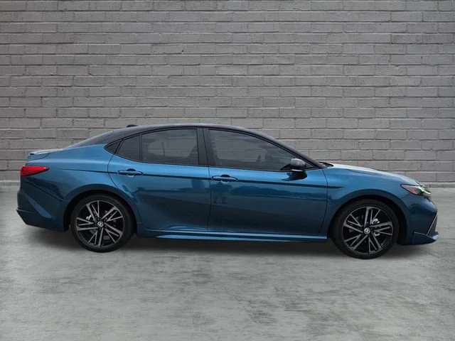 Used 2025  Toyota LE image 6