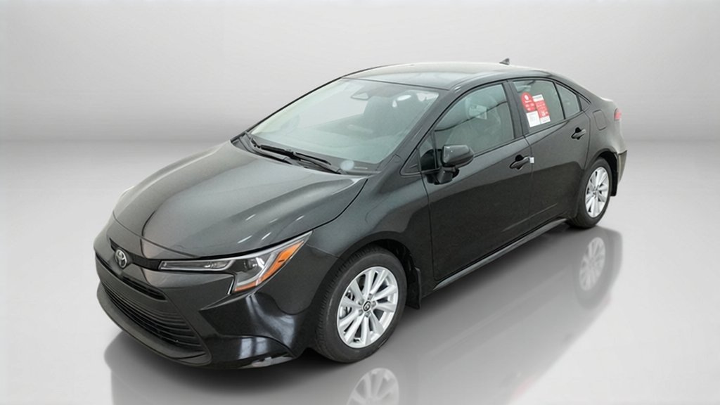 New 2027 Inked Toyota LE image 31