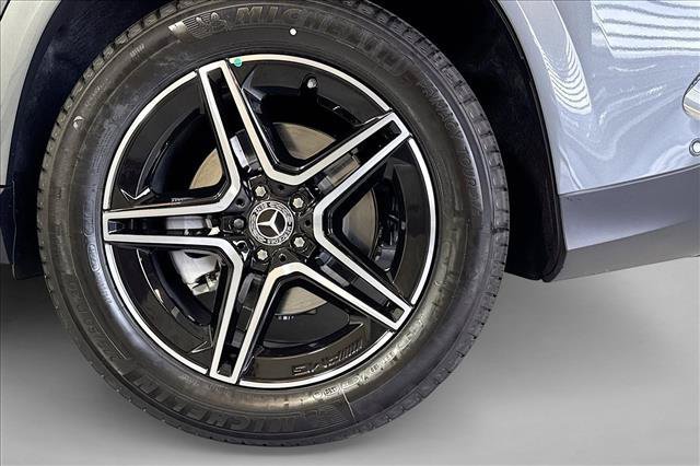 New 2026 Selenite Grey Metallic Mercedes-Benz GLE 450 image 59