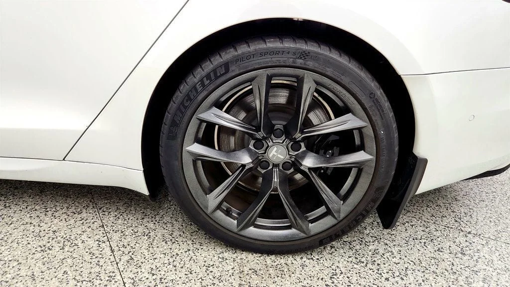 Used 2022 Pearl White Multi-Coat Tesla Plaid AWD image 9