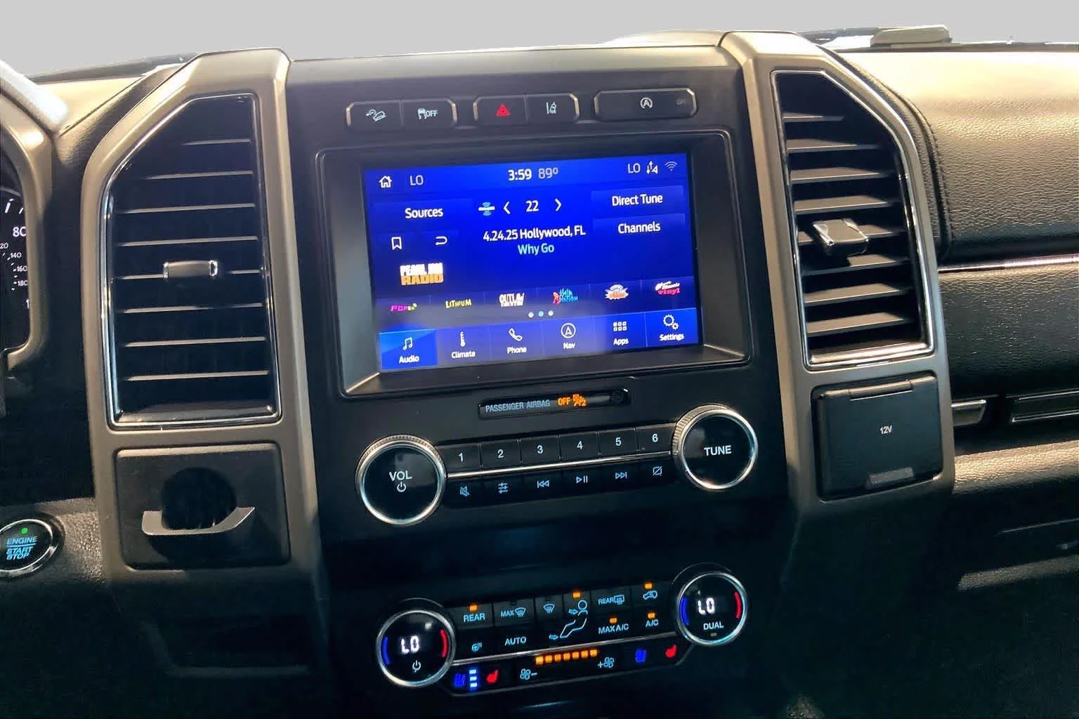Used 2020 Oxford White Ford XLT image 7