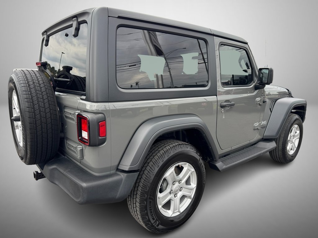 2020 Jeep Wrangler Sport S photo 3