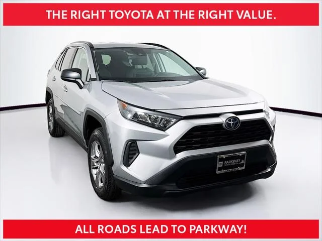 Certified Used 2022 SILVER SKY METALLIC Toyota  image 1