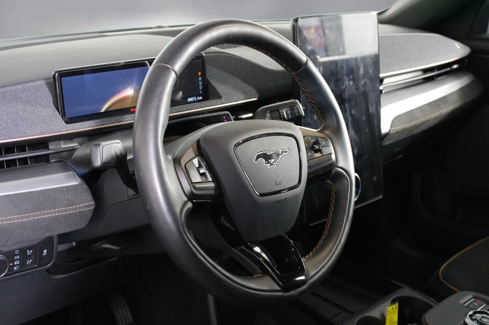Used 2021 Gray Ford GT image 4
