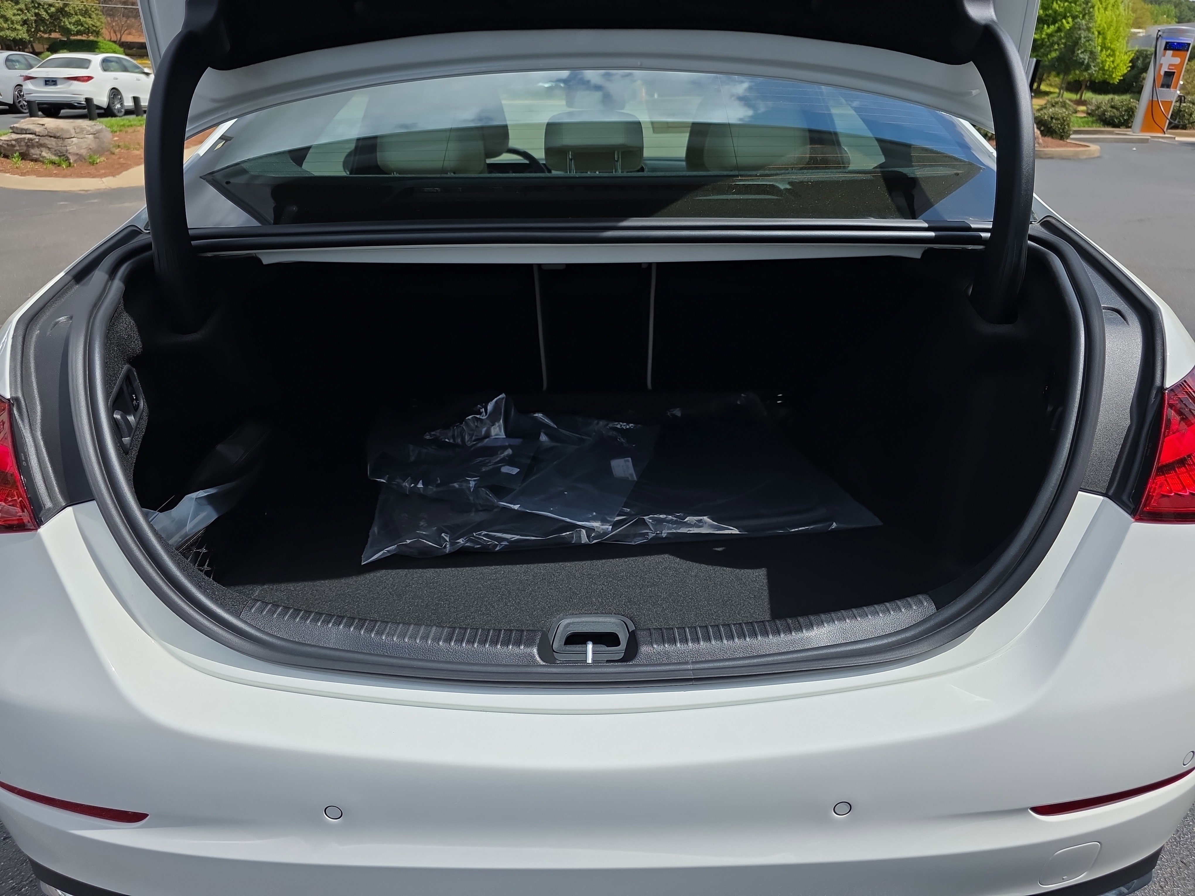 New 2026 Polar White Mercedes-Benz C 300 image 40