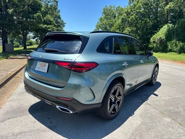 Used 2025 Green Mercedes-Benz GLC 350e image 8
