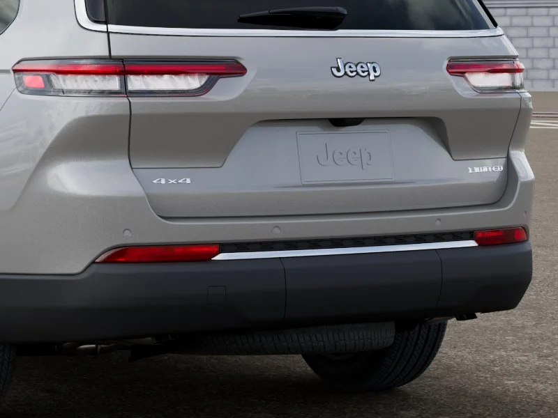 New 2026 Silver Zynith Exterior Paint Jeep  image 39