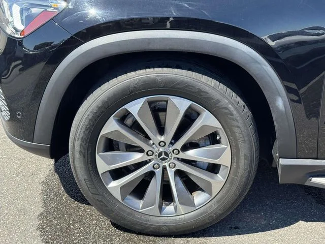Used 2020 Black Mercedes-Benz GLE 350 image 15