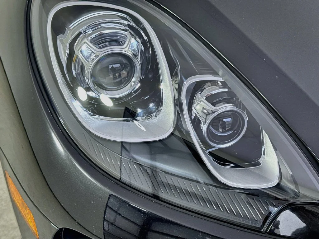 Used 2016 Jet Black Metallic Porsche Turbo image 40
