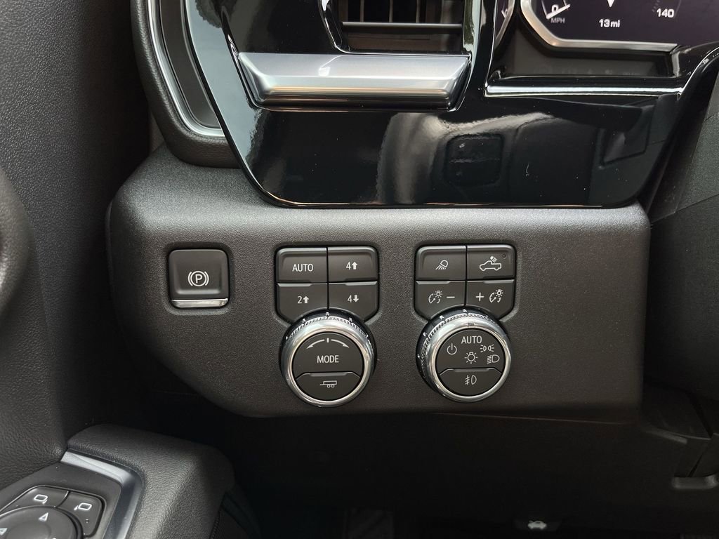 2026 GMC Sierra 3500HD SLE - Photo 18