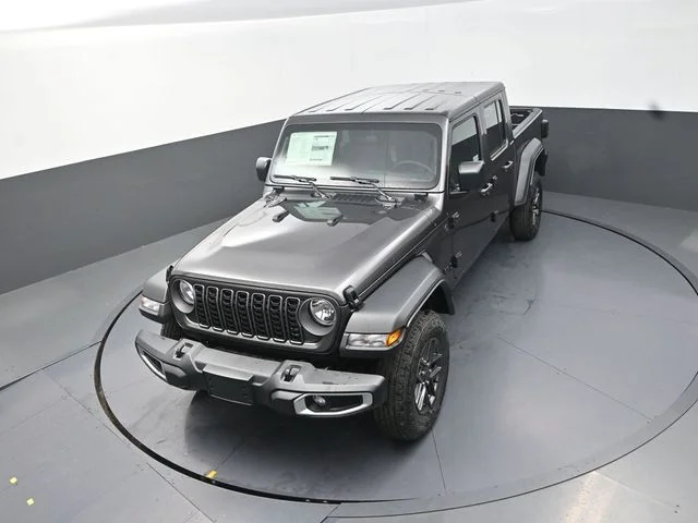 New 2026 Granite Crystal Metallic Clear-Coat Exterior Paint Jeep Sport image 13