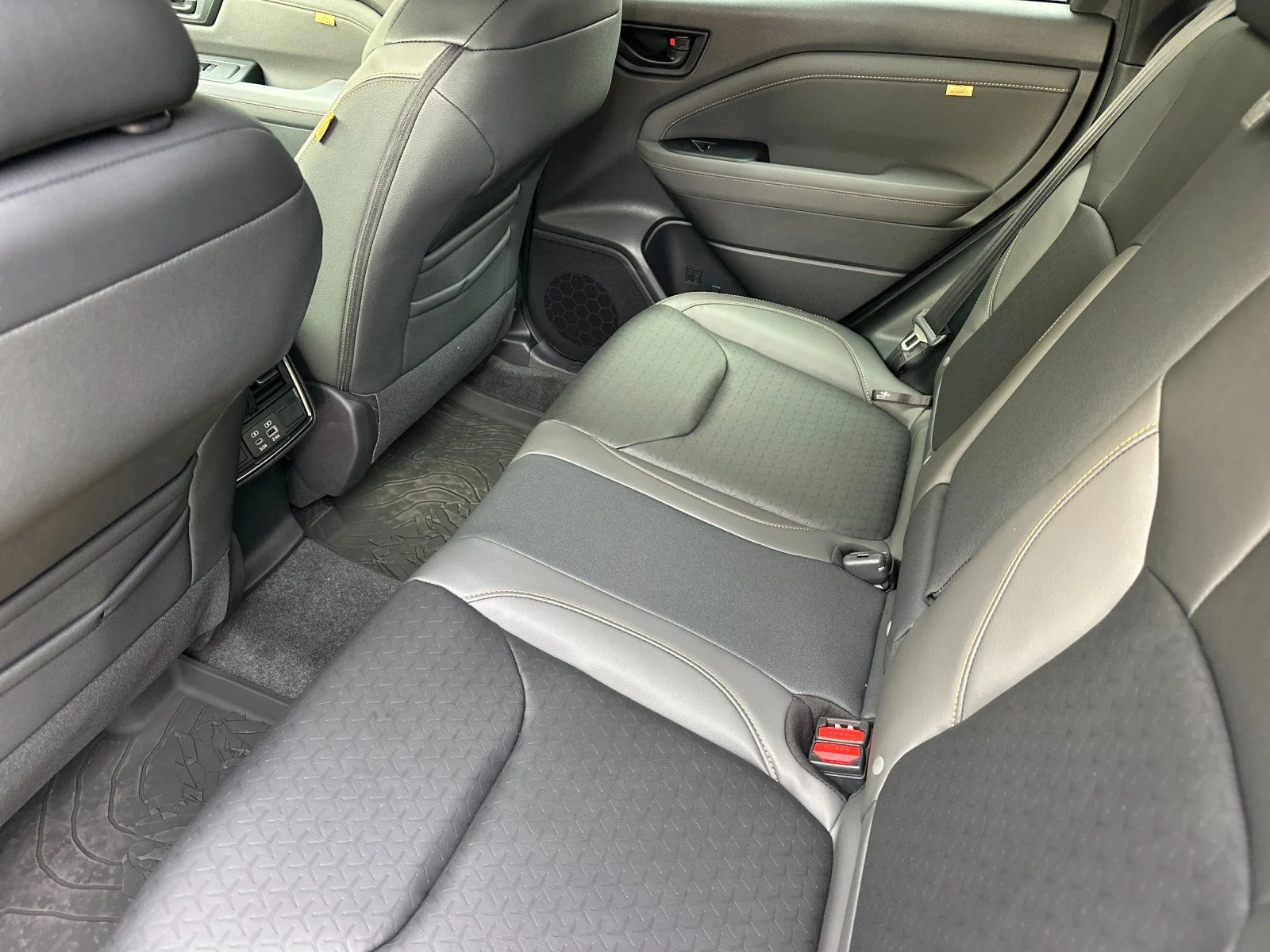 2026 Subaru Forester Wilderness - Photo 12